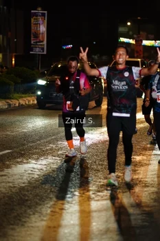Runner Photo 4393675