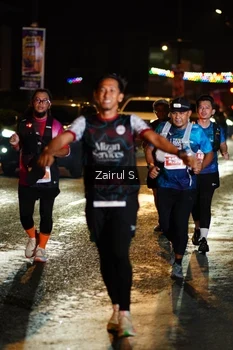 Runner Photo 4393679