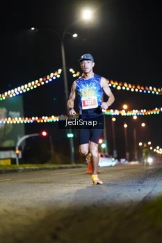 Runner Photo 4393682