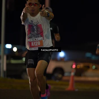 Runner Photo 4393686