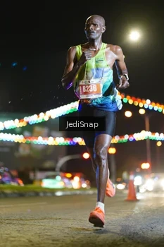 Runner Photo 4393689
