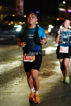 Runner Photo 4393727