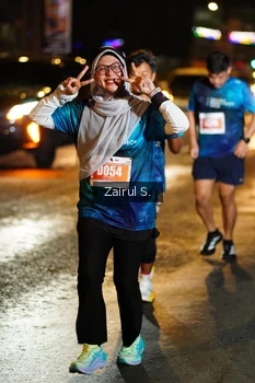 Runner Photo 4393755