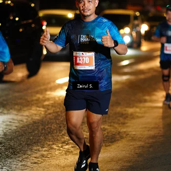 Runner Photo 4393766