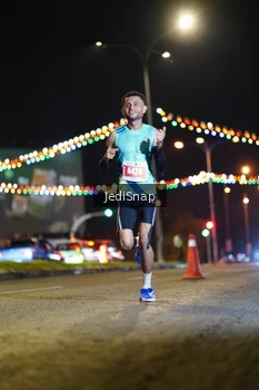 Runner Photo 4393861