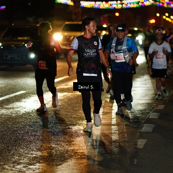 Runner Photo 4393909