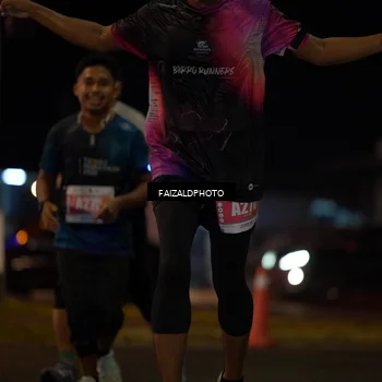 Runner Photo 4393910