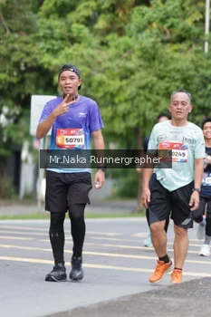 Runner Photo 43940