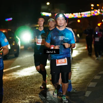 Runner Photo 4394078