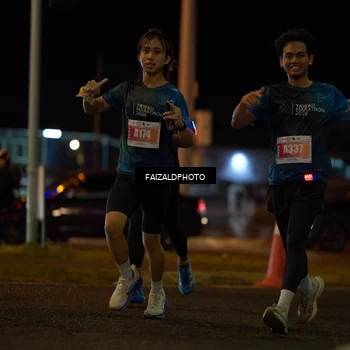 Runner Photo 4394090
