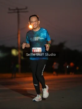 Runner Photo 4394138