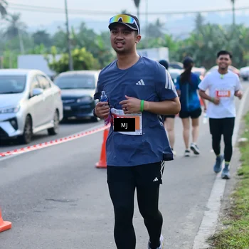 Runner Photo 4394221