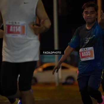 Runner Photo 4394243