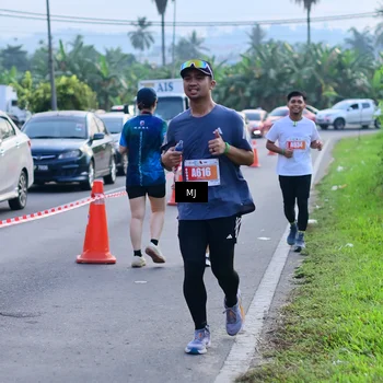 Runner Photo 4394250
