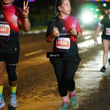Runner Photo 4394324