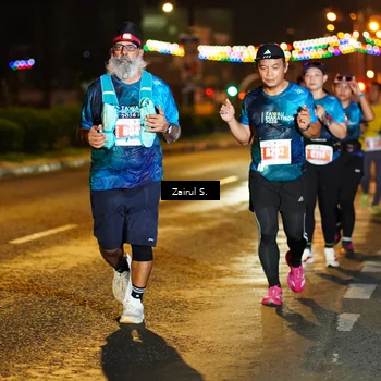Runner Photo 4394355