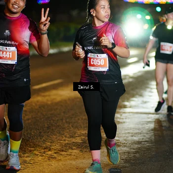 Runner Photo 4394365