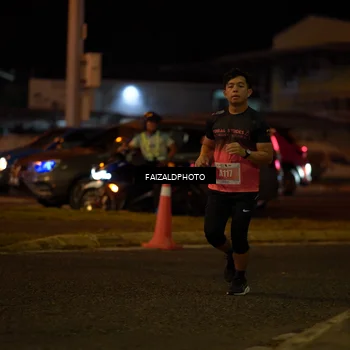 Runner Photo 4394366
