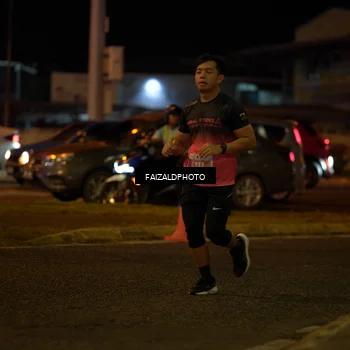 Runner Photo 4394369