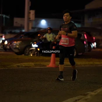 Runner Photo 4394370