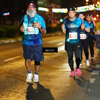 Runner Photo 4394371