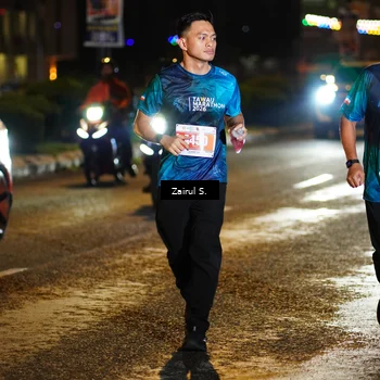 Runner Photo 4394470