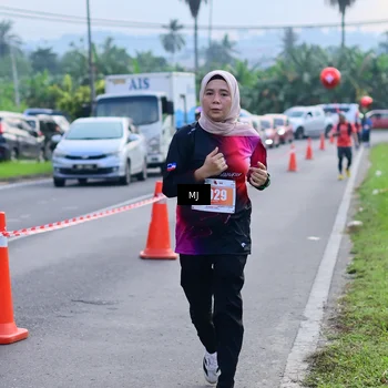 Runner Photo 4394504
