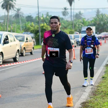 Runner Photo 4394598