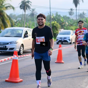 Runner Photo 4394680