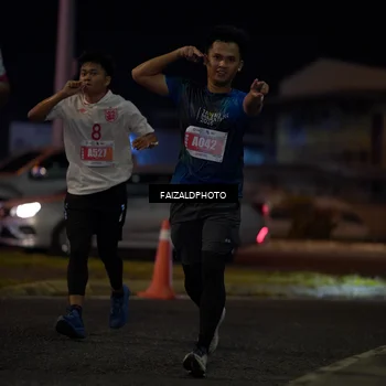 Runner Photo 4394722
