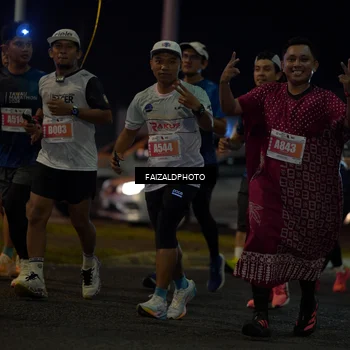 Runner Photo 4394780