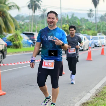Runner Photo 4394782