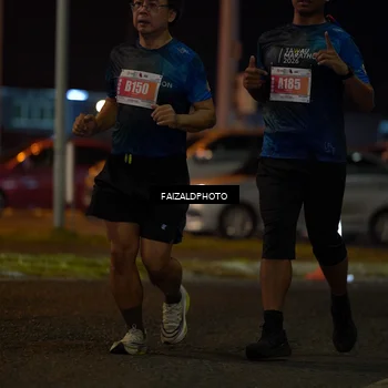 Runner Photo 4394844