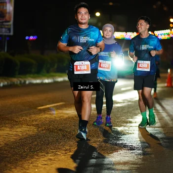 Runner Photo 4394873