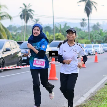 Runner Photo 4394915