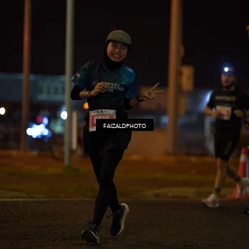 Runner Photo 4394973
