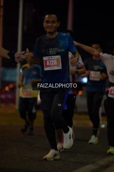 Runner Photo 4395069