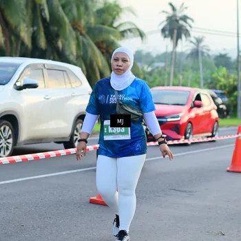 Runner Photo 4395757
