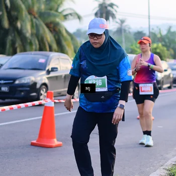 Runner Photo 4395770