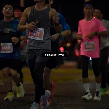 Runner Photo 4395806