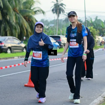 Runner Photo 4395834