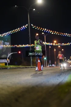 Runner Photo 4395835