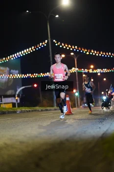 Runner Photo 4395865