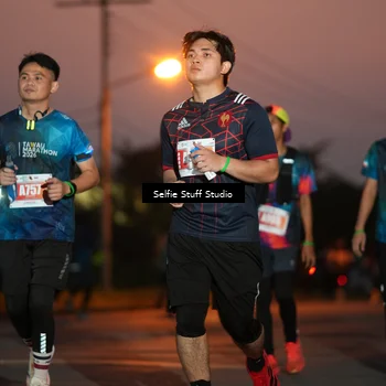 Runner Photo 4395890