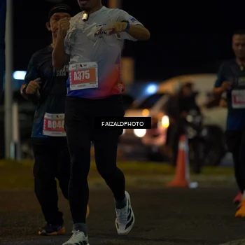 Runner Photo 4395917