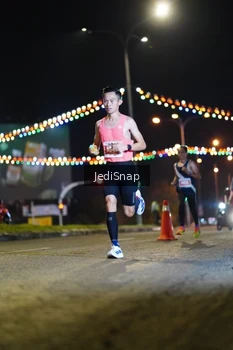 Runner Photo 4395965
