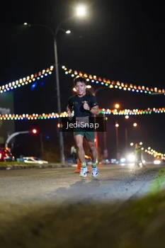 Runner Photo 4396024