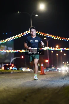 Runner Photo 4396039