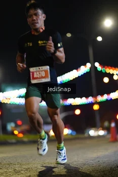 Runner Photo 4396062