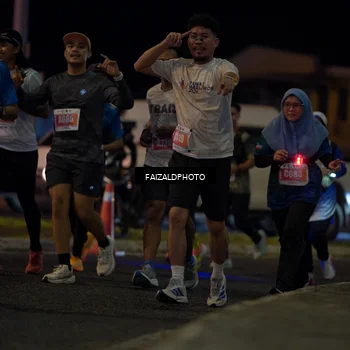 Runner Photo 4396100